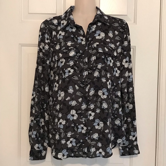 blue floral button front blouse - Picture 1 of 3